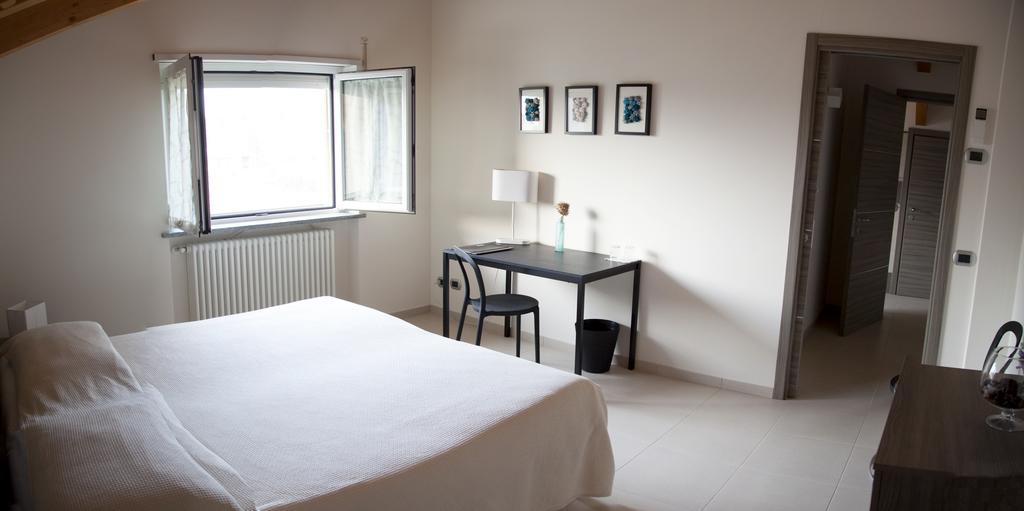 B&B Alba In Langhe Verduno Room photo